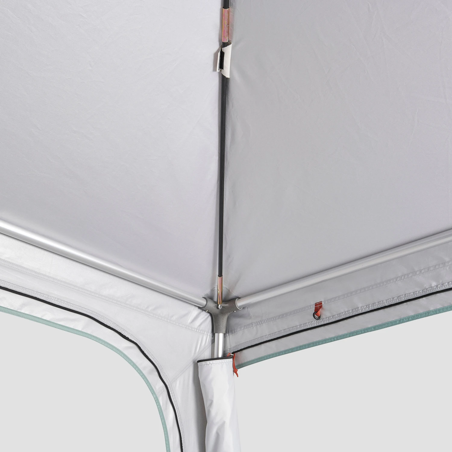 Quechua 10 Man Camping Living Room - Arpenaz Base Fresh 13 Quechua 10 Man Camping Living Room - Arpenaz Base Fresh - Image 12